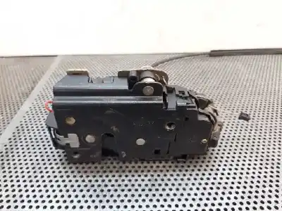 Автозапчастина б/у замок передніх дверей лівий для skoda fabia (6y2/6y3) comfort посилання на oem iam   