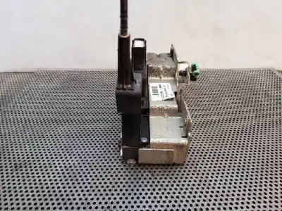 Pezzo di ricambio per auto di seconda mano serratura porta anteriore destra per ford tourneo connect (tc7) kombi corta riferimenti oem iam 2t1av21812af   Pezzo di ricambio per auto di seconda mano serratura porta anteriore destra per ford tourneo connect (tc7) kombi corta riferimenti oem iam 2t1av21812af
