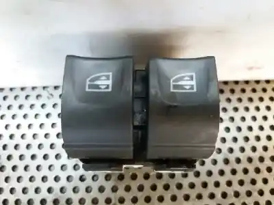 Second-hand car spare part left front power window switch for renault clio iv technofeel oem iam references   