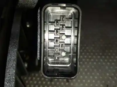 Автозапчасти б/у замок передней правой двери за ford c-max (cb3) titanium ссылки oem iam 7m5ar21812aa  