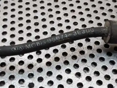 Peça sobressalente para automóvel em segunda mão sensor abs dianteiro esquerdo por kia sorento 2.5 crdi active referências oem iam 6d11  956713e300