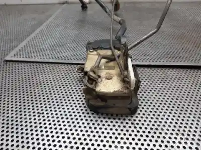 Second-hand car spare part left front door lock for mazda premacy (cp) td active oem iam references   