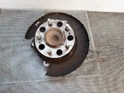 Second-hand car spare part rear left knuckle for kia cee´d drive oem iam references 