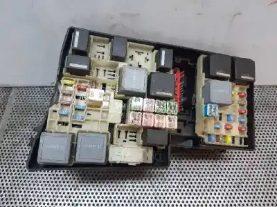 Second-hand car spare part fuse box unit for ford focus turn. (cb8) trend oem iam references av6t14a067ac