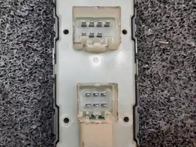 Second-hand car spare part left front power window switch for dodge caliber sxt oem iam references   