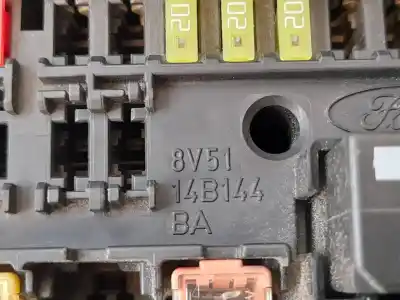 Автозапчасти б/у блок реле/предохранителей за ford fiesta (cb1) trend ссылки oem iam 8v5114b144ba  