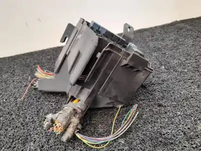 Автозапчасти б/у блок реле/предохранителей за ford fiesta (cb1) trend ссылки oem iam 8v5114b144ba  