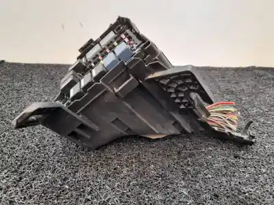 Автозапчасти б/у блок реле/предохранителей за ford fiesta (cb1) trend ссылки oem iam 8v5114b144ba  