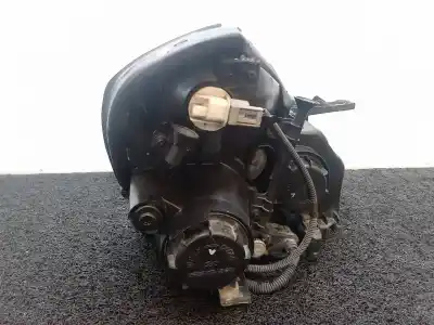 Second-hand car spare part left headlight for kia carnival 2.9 crdi cat oem iam references   