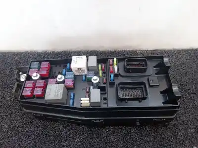Pezzo di ricambio per auto di seconda mano scatola relè/fusibili per kia carnival 2.9 crdi cat riferimenti oem iam 919504d0500