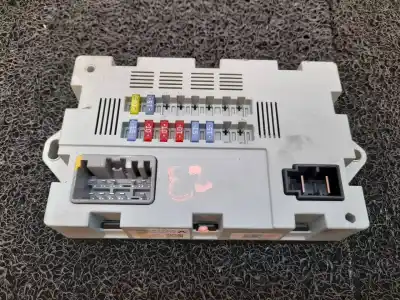 Pezzo di ricambio per auto di seconda mano scatola relè/fusibili per jaguar xe prestige riferimenti oem iam cpla14q073aa