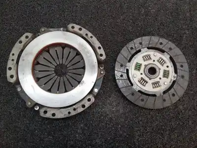 Pezzo di ricambio per auto di seconda mano kit frizione per lada niva ( 2121 / 21213 / 21214 / 21215 ) niva utility riferimenti oem iam 21079813  