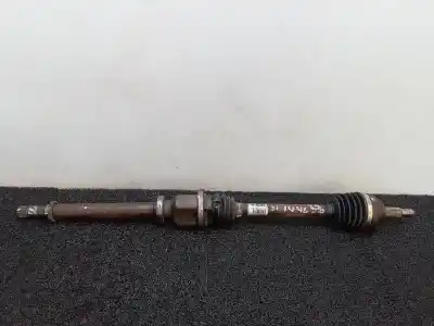 Second-hand car spare part front right transmission for renault clio iii authentique oem iam references 8200499586