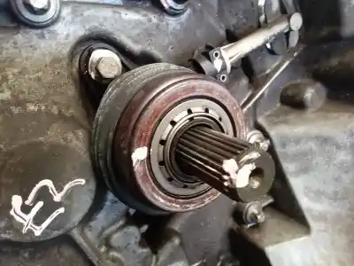 Pezzo di ricambio per auto di seconda mano riduttore per renault clio iii authentique riferimenti oem iam jh3189  