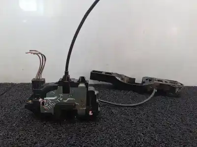 Second-hand car spare part front right door lock for renault clio iii authentique oem iam references 