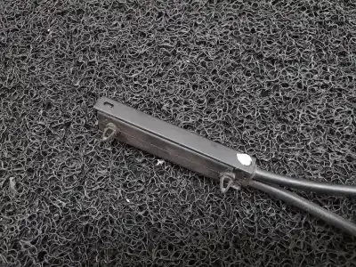 Second-hand car spare part bonnet lock for bmw x1 (e84) sdrive 18d oem iam references 51237115229  