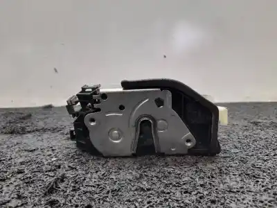 Second-hand car spare part left front door lock for bmw x1 (e84) sdrive 18d oem iam references 7229461  