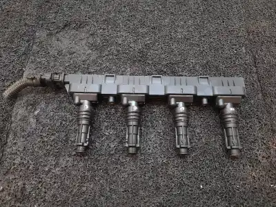 Pezzo di ricambio per auto di seconda mano BOBINA DI ACCENSIONE per OPEL CORSA C  Riferimenti OEM IAM 0221503472  