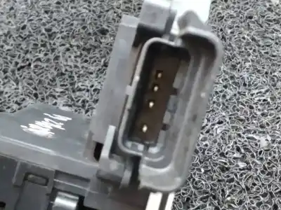 Second-hand car spare part front right door lock for citroen c4 picasso millenium oem iam references   