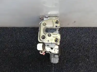 Peça sobressalente para automóvel em segunda mão fechadura da porta dianteira esquerda por nissan primera berlina (p11) elegance referências oem iam 