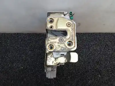 Peça sobressalente para automóvel em segunda mão fechadura da porta dianteira direita por nissan primera berlina (p11) elegance referências oem iam 