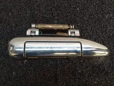 Peça sobressalente para automóvel em segunda mão puxador exterior frente direito por nissan primera berlina (p11) elegance referências oem iam 
