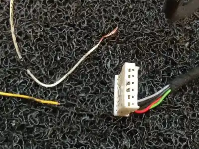 Peça sobressalente para automóvel em segunda mão espelho retrovisor esquerdo por bmw serie 3 berlina (e46) 320d referências oem iam   