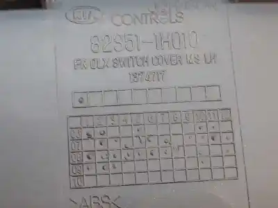 Second-hand car spare part left front power window switch for kia cee´d drive oem iam references 935701h120  823511h010