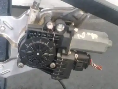 Pièce détachée automobile d'occasion léve glace avant droit pour audi a6 avant (4b5) 2.8 v6 30v références oem iam   