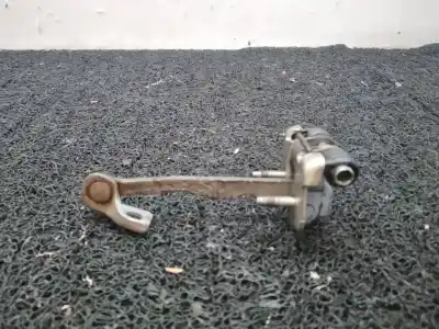 Pezzo di ricambio per auto di seconda mano fermo porta per dacia logan ambiance riferimenti oem iam 