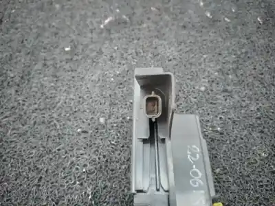 Second-hand car spare part left front door lock for dacia logan ambiance oem iam references   