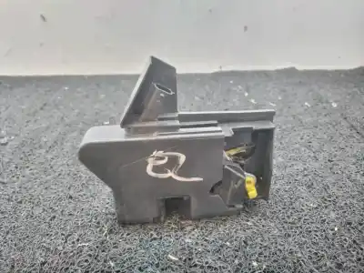 Second-hand car spare part left front door lock for dacia logan ambiance oem iam references   