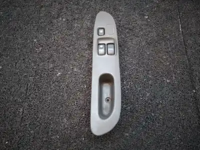 Peça sobressalente para automóvel em segunda mão BOTÃO / INTERRUPTOR ELEVADOR VIDRO DIANTEIRO ESQUERDO por MITSUBISHI COLT (CJ0)  Referências OEM IAM 755773X1  