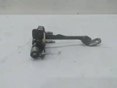 Pezzo di ricambio per auto di seconda mano fermo porta per dacia duster ambiance 4x2 riferimenti oem iam   