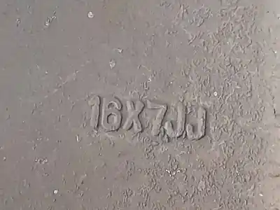 Автозапчастина б/у шина для ssangyong rexton rx 270 full посилання на oem iam 16x7jj  4173008410