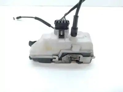 Second-hand car spare part left front door lock for renault twingo acces oem iam references 