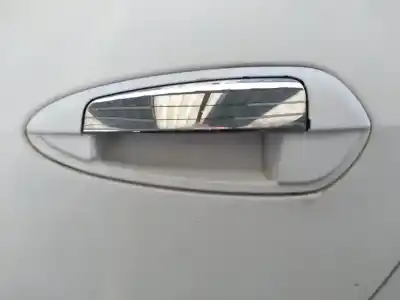 Second-hand car spare part exterior left rear door handle for fiat linea (110) dynamic oem iam references 