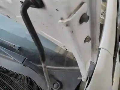 Second-hand car spare part left front hood hinge for fiat linea (110) dynamic oem iam references 