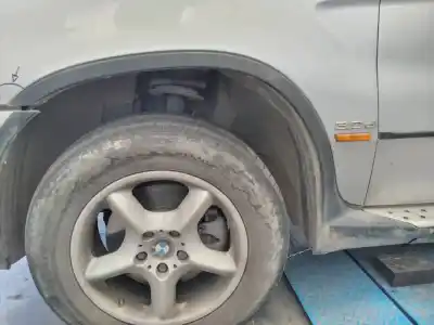 Peça sobressalente para automóvel em segunda mão aba do guarda-lamas dianteiro esquerdo por bmw x5 (e53) 3.0d referências oem iam 