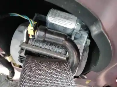 Tweedehands auto-onderdeel veiligheidsriem rechts voor voor dodge journey sxt oem iam-referenties 