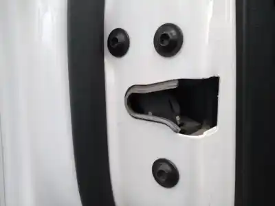 Peça sobressalente para automóvel em segunda mão fechadura da porta dianteira esquerda por opel insignia berlina essentia referências oem iam 0l15