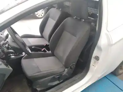 Автозапчастина б/у ліве передне сиділо для ford fiesta (cb1) trend посилання на oem iam    Автозапчастина б/у ліве передне сиділо для ford fiesta (cb1) trend посилання на oem iam