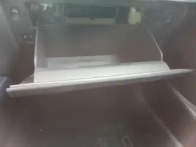 Автозапчастина б/у бардачок для mazda cx-30 selection 2wd посилання на oem iam    Автозапчастина б/у бардачок для mazda cx-30 selection 2wd посилання на oem iam