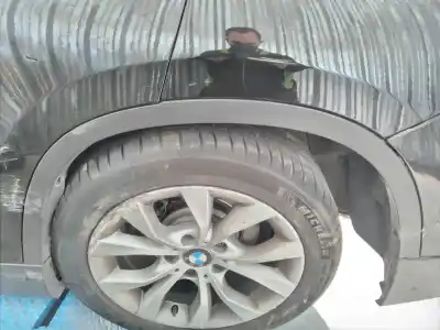 Peça sobressalente para automóvel em segunda mão aba do guarda-lamas traseiro esquerdo por bmw x1 (e84) sdrive 18d referências oem iam   