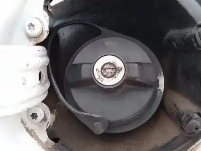 Tweedehands auto-onderdeel tankdop voor dodge caliber sxt oem iam-referenties 