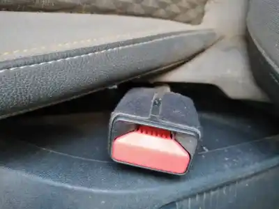 Peça sobressalente para automóvel em segunda mão chicote / encaixe cinto segurança dianteiro direito por opel crossland x innovation referências oem iam 