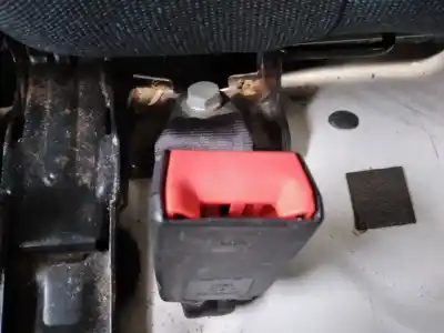 Автозапчасти б/у левый задний крюк ремня за ford ka (ccu) trend + ссылки oem iam 