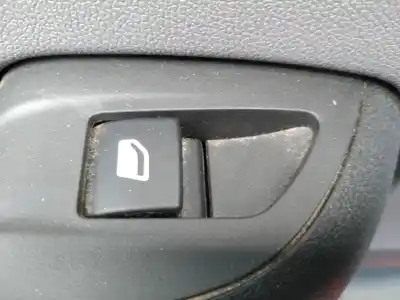 Peça sobressalente para automóvel em segunda mão botão / interruptor elevador vidro traseiro esquerdo por opel crossland x innovation referências oem iam 