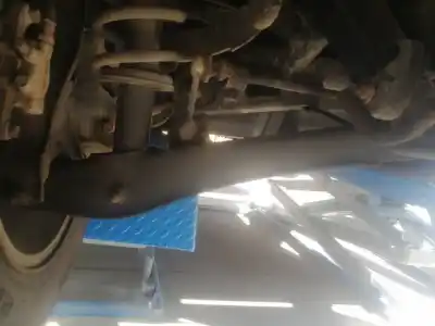 Tweedehands auto-onderdeel onderste veringarm achter links voor dodge caliber sxt oem iam-referenties 