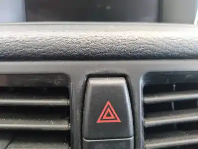 Second-hand car spare part hazard warning lights for bmw x1 (e84) sdrive 18d oem iam references 